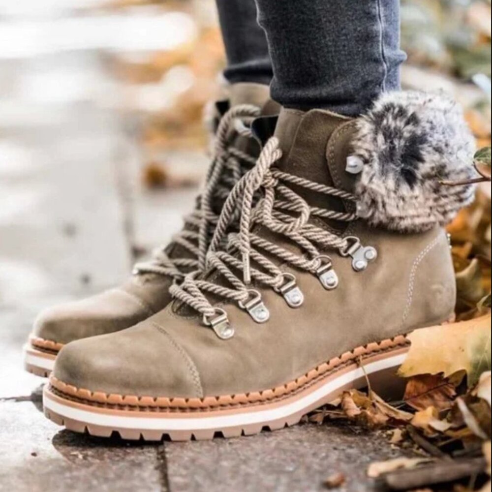 Sam Edelman Bowen Combat Faux Fur Cuff Lace Up Winter Boot, Womens Size 9.5 EUC